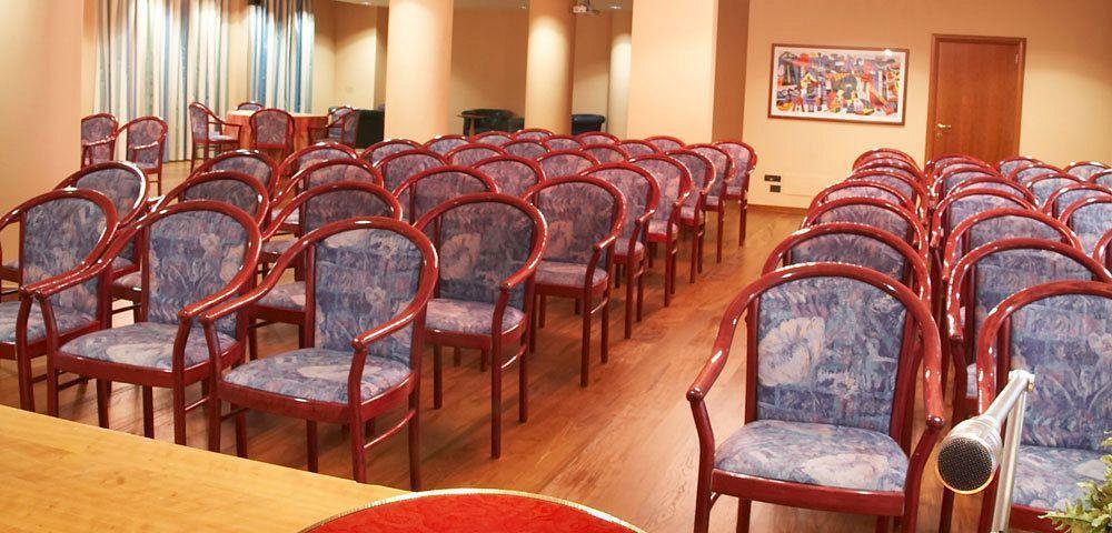 Hotel Svevo Джоя дел Коле Екстериор снимка