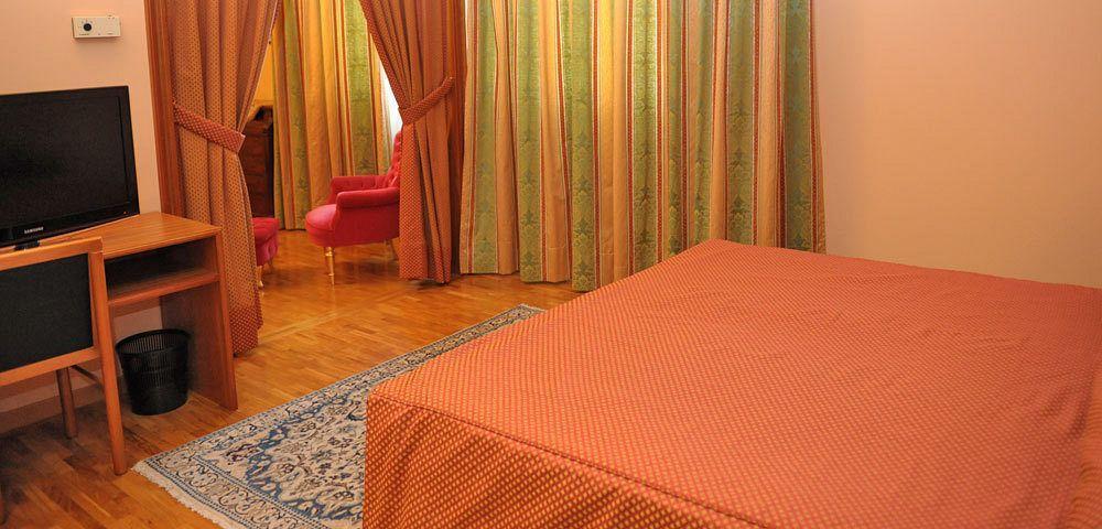 Hotel Svevo Джоя дел Коле Екстериор снимка